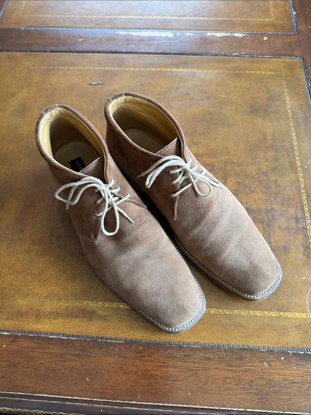 Gordon Rush Men's Tan Suede Chukka Boots